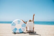 How to Stay on Track While Traveling