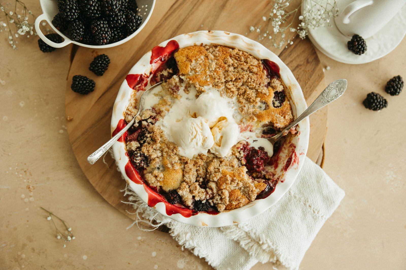 easy blackberry cobbler