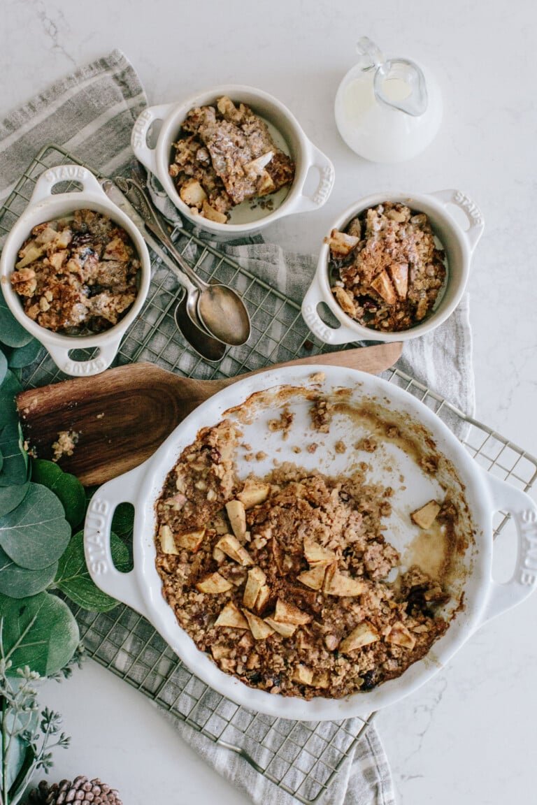 apple pie baked oatmeal