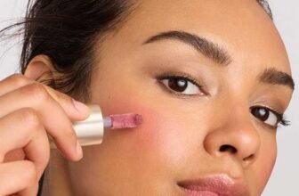 Liquid vs Powder Blush: Find the Best Formula for Your Skin